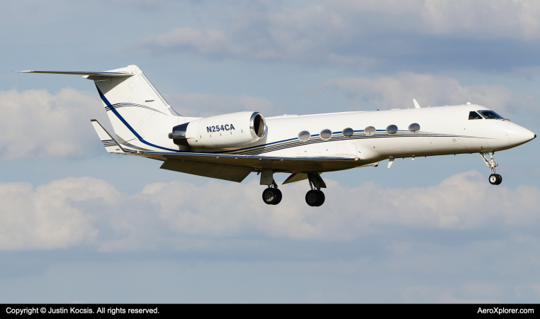 Photo of N254CA - PRIVATE Gulfstream IV at TPA on AeroXplorer Aviation Database