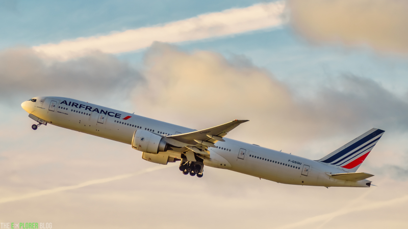 Photo of F-GSQU - Air France Boeing 777-300ER at LAX on AeroXplorer Aviation Database