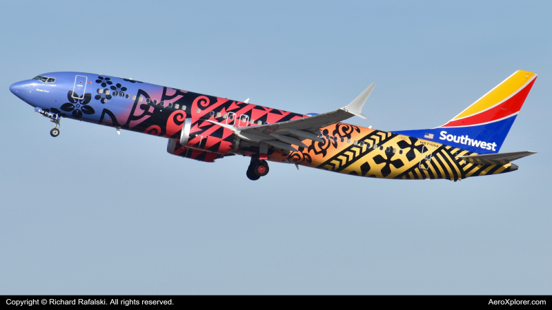 Photo of N8710M - Southwest Airlines Boeing 737 MAX 8 at PHX on AeroXplorer Aviation Database
