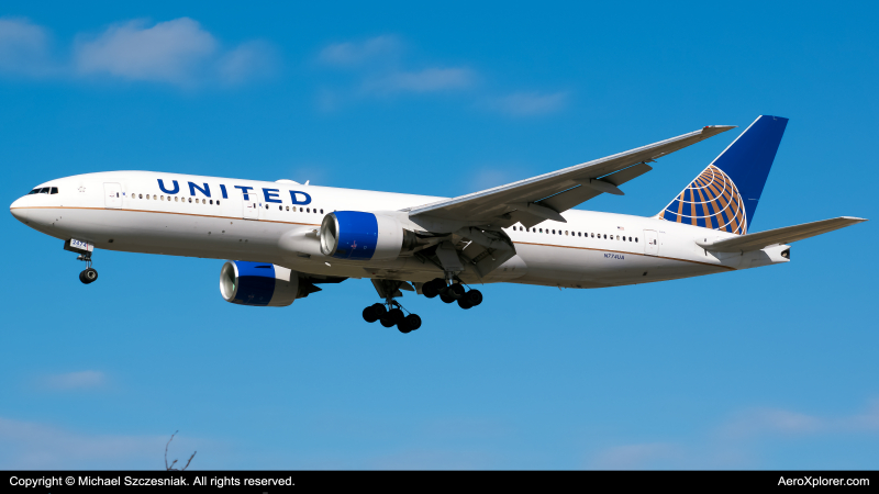 Photo of N774UA - United Airlines Boeing 777-200 at ORD on AeroXplorer Aviation Database
