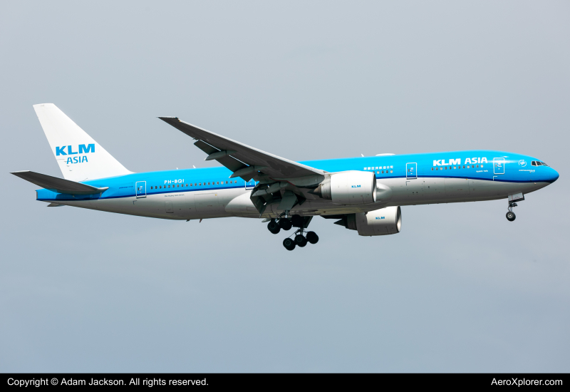 Photo of PH-BQI - KLM Boeing 777-200 at IAD on AeroXplorer Aviation Database