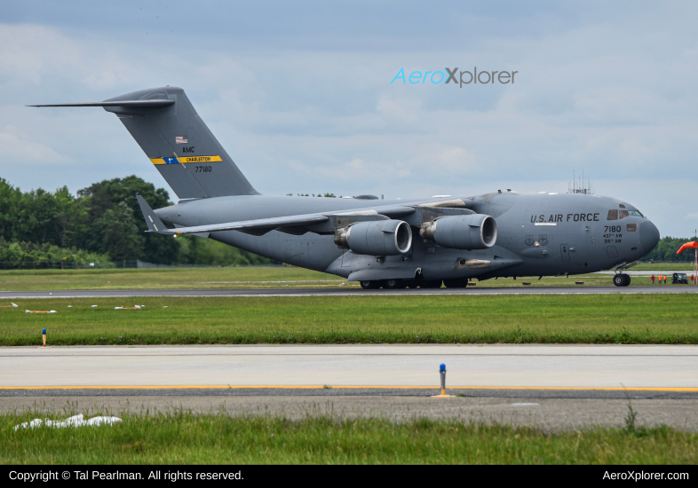 Photo of 07-7170 - USAF - United States Air Force Boeing C-17 Globemaster III at DOV on AeroXplorer Aviation Database