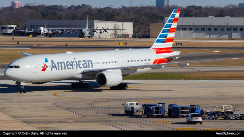 Photo of N782AN - American Airlines Boeing 777-200ER at CLT on AeroXplorer Aviation Database