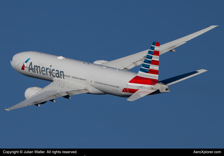 Photo of N775AN - American Airlines Boeing 777-200ER at CLT on AeroXplorer Aviation Database