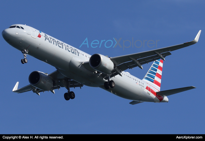 Photo of N449AN - American Airlines Airbus A321NEO at BOS on AeroXplorer Aviation Database
