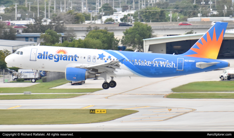 Photo of N218NV - Allegiant Air Airbus A320 at FLL on AeroXplorer Aviation Database