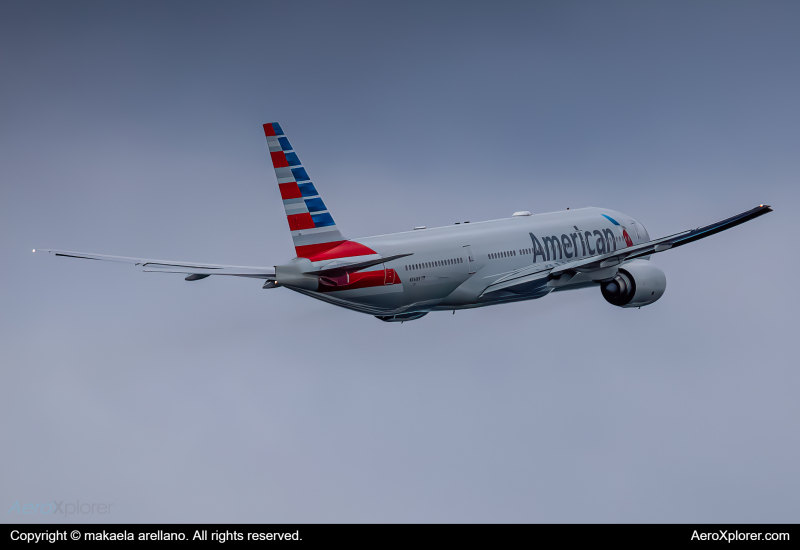 Photo of N794AN - American Airlines Boeing 777-200 at SEA on AeroXplorer Aviation Database