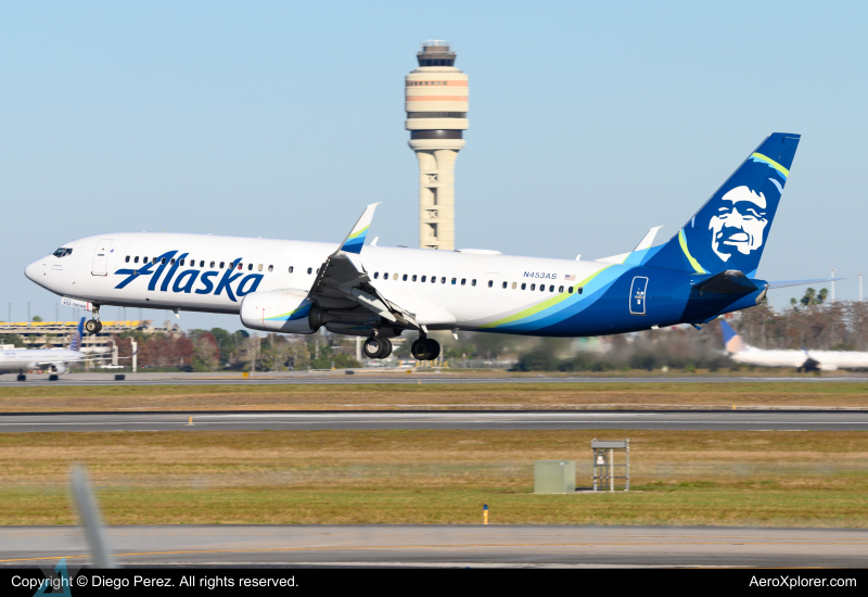 Photo of N453AS - Alaska Airlines Boeing 737-900ER at MCO on AeroXplorer Aviation Database