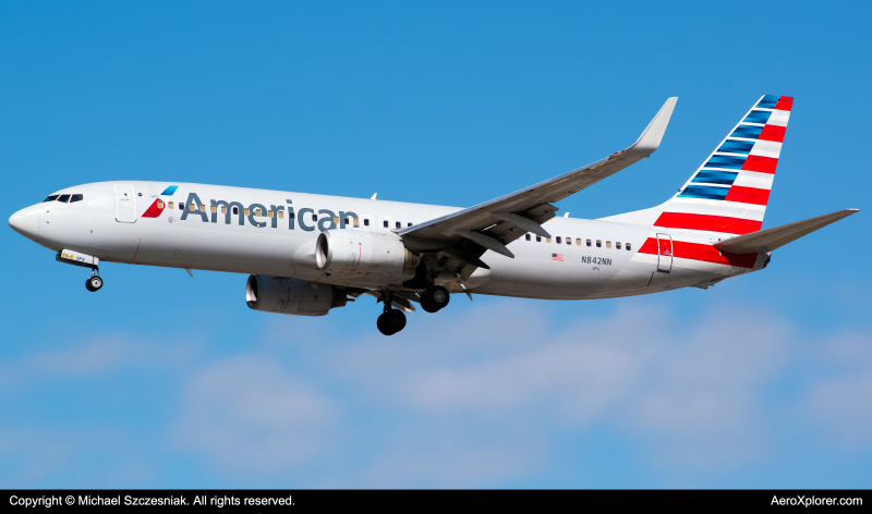 Photo of N842NN - American Airlines Boeing 737-800 at ORD on AeroXplorer Aviation Database