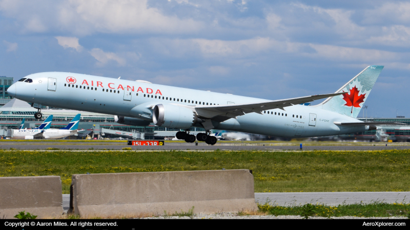 Photo of C-FGHZ - Air Canada Boeing 787-9 at YYZ on AeroXplorer Aviation Database