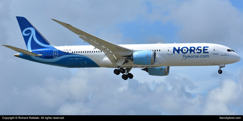 Photo of LN-FNC - Norse Airways Boeing 787-9 at FLL on AeroXplorer Aviation Database
