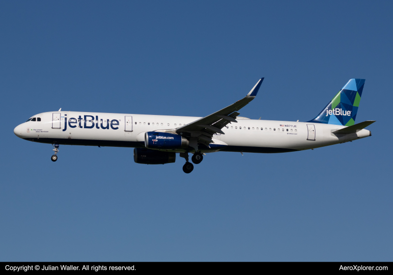 Photo of N977JE - JetBlue Airways Airbus A321-200 at LAX on AeroXplorer Aviation Database