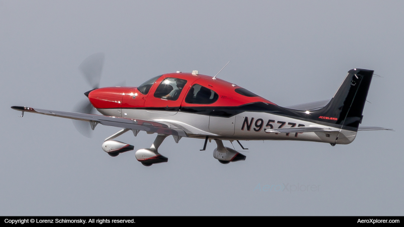 Photo of N9577P - DLTD CAPITAL HOLDINGS LLC CIRRUS DESIGN CORP SR22T at AUS on AeroXplorer Aviation Database