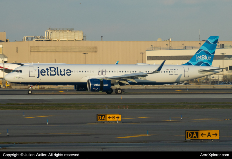 Photo of N4064J - JetBlue Airways Airbus A321LR at JFK on AeroXplorer Aviation Database