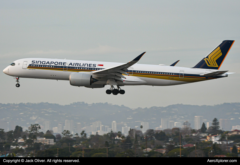 Photo of 9V-SJE - Singapore Airlines Airbus A350-900 at LAX on AeroXplorer Aviation Database