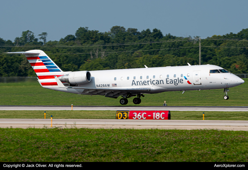 Photo of N428AW - American Eagle Mitsubishi CRJ-200 at CVG on AeroXplorer Aviation Database