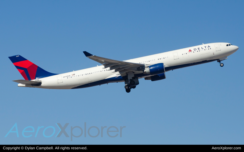 Photo of N819NW - Delta Airlines Airbus A330-200 at PHX on AeroXplorer Aviation Database