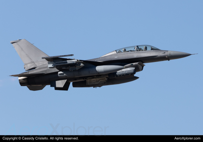 Photo of 89-2012 - USAF - United States Air Force General Dynamics F-16 Fighting Falcon at TUS on AeroXplorer Aviation Database