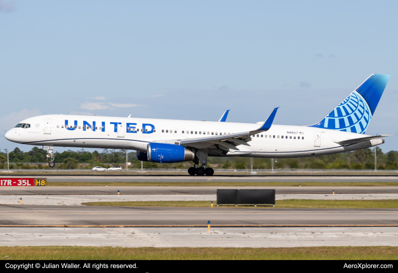 Photo of N48127 - United Airlines Boeing 757-200 at MCO on AeroXplorer Aviation Database