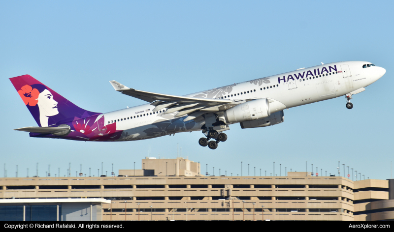 Photo of N388HA - Hawaiian Airlines Airbus A330-200 at PHX on AeroXplorer Aviation Database