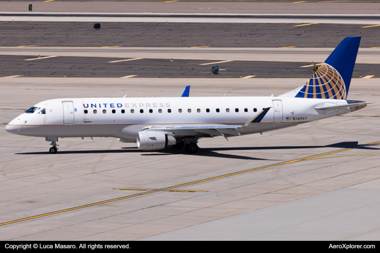 Photo of N149SY - United Express Embraer E175 at PHX on AeroXplorer Aviation Database