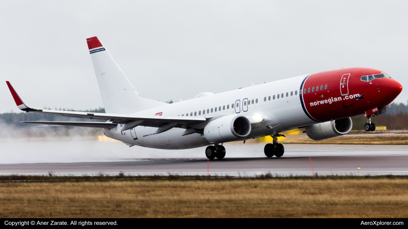 Photo of SE-RPE - Norwegian Air Boeing 737-800 at HEL on AeroXplorer Aviation Database