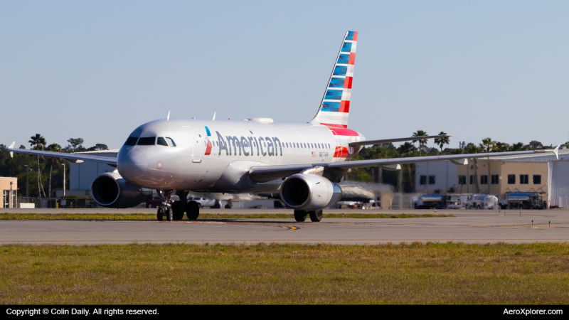 Photo of N817AW - American Airlines Airbus A319 at DAB on AeroXplorer Aviation Database