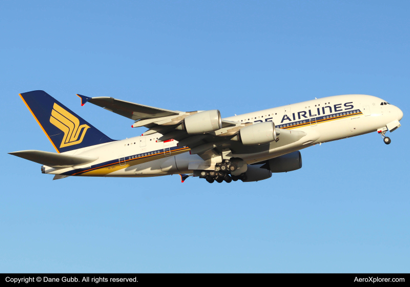 Photo of 9V-SKU - Singapore Airlines Airbus A380-800 at MEL on AeroXplorer Aviation Database