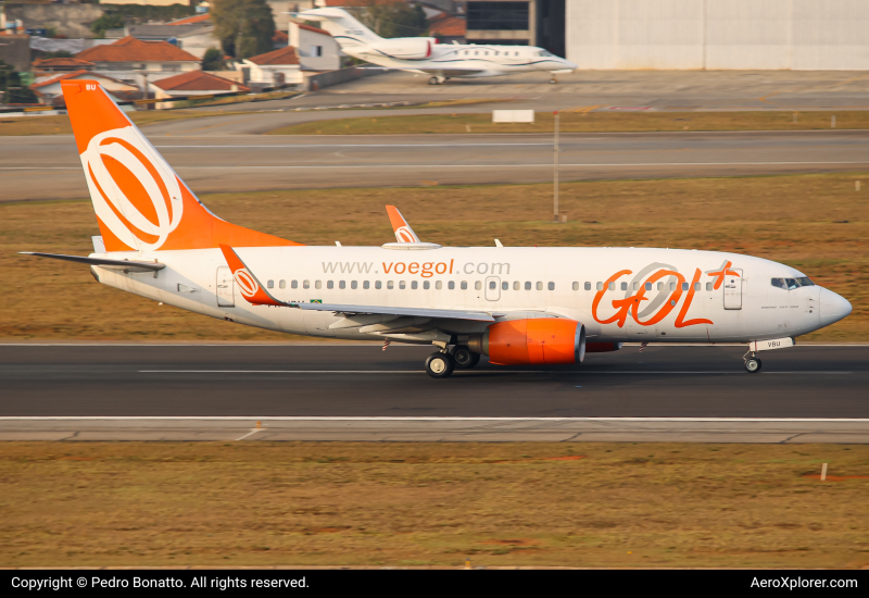 Photo of PR-VBU - GOL Linhas Aereas Boeing 737-700 at CGH on AeroXplorer Aviation Database