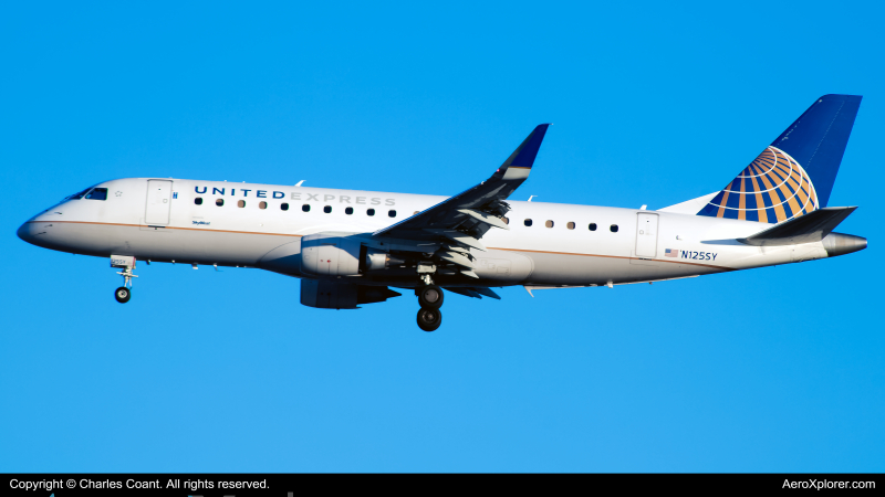 Photo of N125SY - United Airlines Embraer E175 at LAX on AeroXplorer Aviation Database
