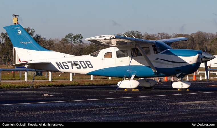 Photo of N675DB - PRIVATE Cessna 206 at X05 on AeroXplorer Aviation Database