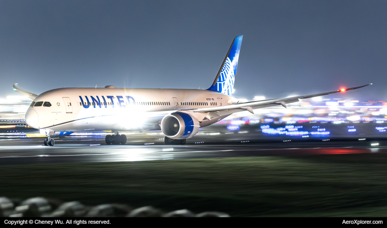 Photo of N27957 - United Airlines Boeing 787-9 at ORD on AeroXplorer Aviation Database