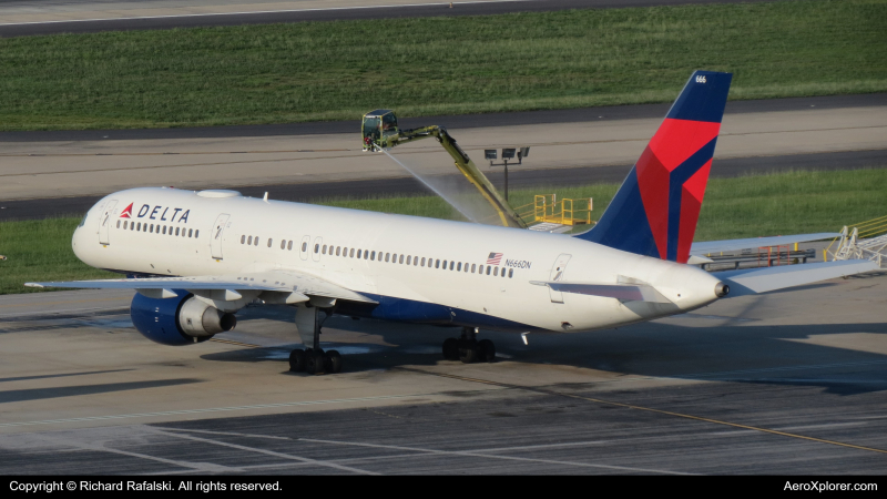 Photo of N666DN - Delta Airlines Boeing 757-200 at ATL on AeroXplorer Aviation Database