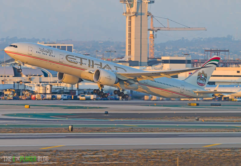 Photo of A6-ETR - Etihad Airways Boeing 777-300ER at LAX on AeroXplorer Aviation Database