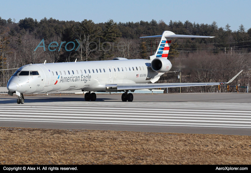 Photo of N569NN - American Eagle Mitsubishi CRJ-900 at MHT on AeroXplorer Aviation Database
