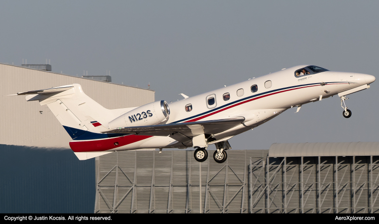 Photo of N123S - PRIVATE Embraer Phenom 300E at TPA on AeroXplorer Aviation Database