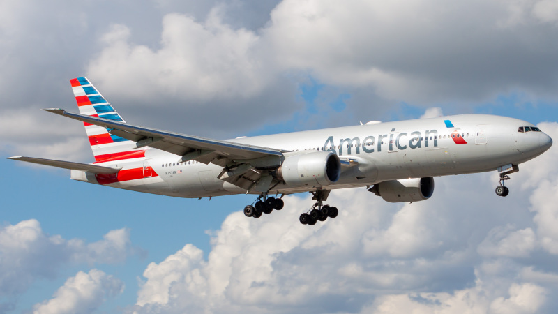 Photo of N757AN - American Airlines Boeing 777-200ER at MIA on AeroXplorer Aviation Database