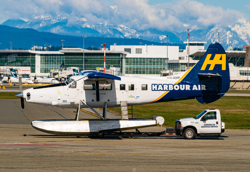 Photo of C-GOPP - Harbour Air De Havilland DHC-3 at YVR on AeroXplorer Aviation Database