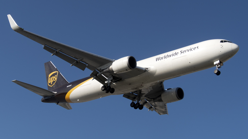 Photo of N306UP - United Parcel Service Boeing 767-300F at SDF on AeroXplorer Aviation Database
