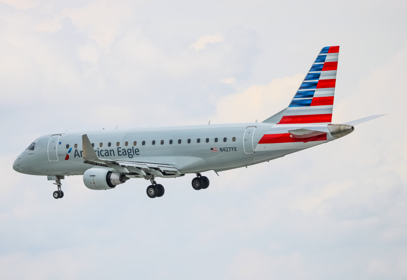 Photo of N427YX - American Eagle Embraer E175 at BWI on AeroXplorer Aviation Database