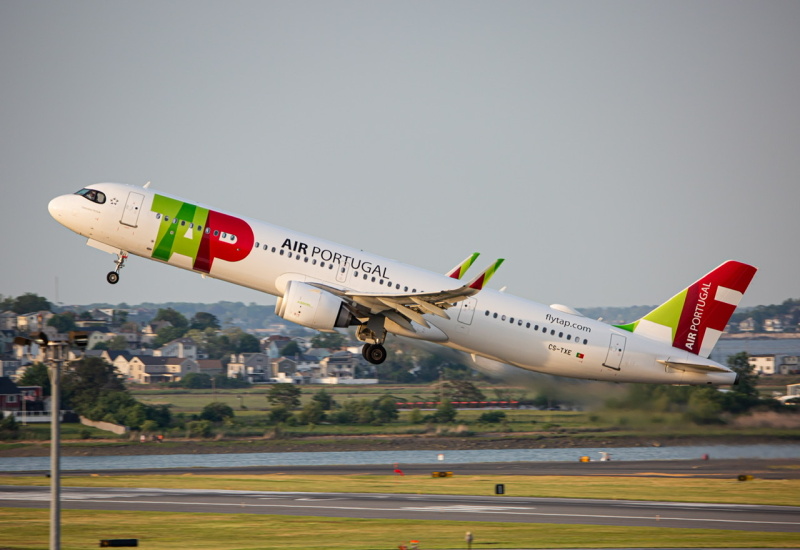 Photo of CS-TXE - TAP Air Portugal Airbus A321NEO at BOS on AeroXplorer Aviation Database