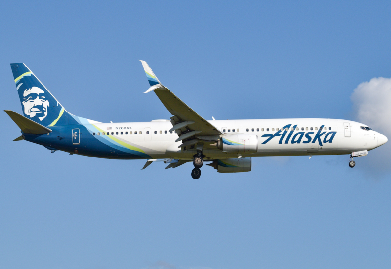 Photo of N268AK - Alaska Airlines Boeing 737-900ER at RDU on AeroXplorer Aviation Database
