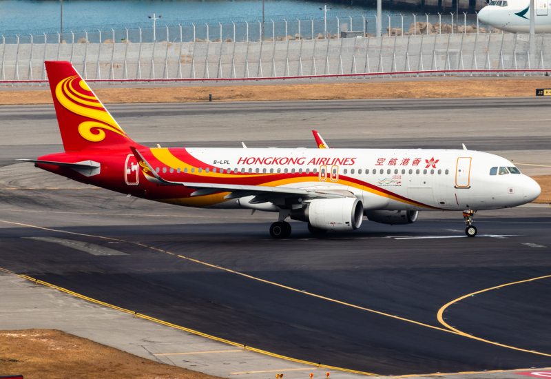 Photo of B-LPL - Hong Kong Airlines Airbus A320 at HKG on AeroXplorer Aviation Database