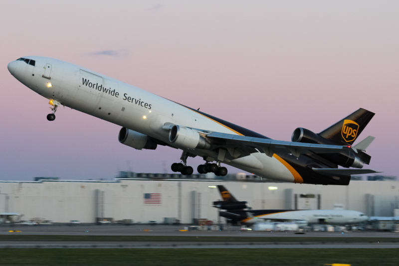 Photo of N287UP - United Parcel Service McDonnell Douglas MD-11F at SDF on AeroXplorer Aviation Database