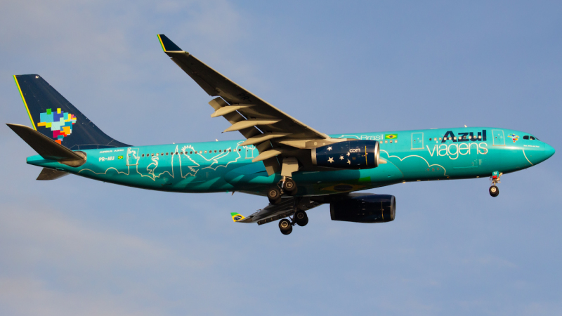 Photo of PR-AIU - Azul Brazilian Airlines Airbus A330-200 at MCO on AeroXplorer Aviation Database
