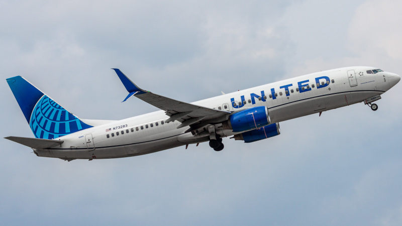 Photo of N73283 - United Airlines Boeing 737-800 at IAH on AeroXplorer Aviation Database