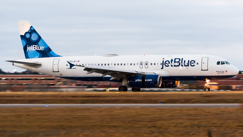 Photo of N630JB - JetBlue Airways Airbus A320 at SAV on AeroXplorer Aviation Database