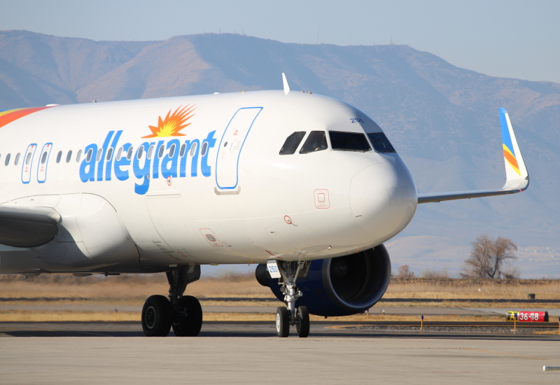 Photo of N250NV - Allegiant Air Airbus A320 at SLC on AeroXplorer Aviation Database