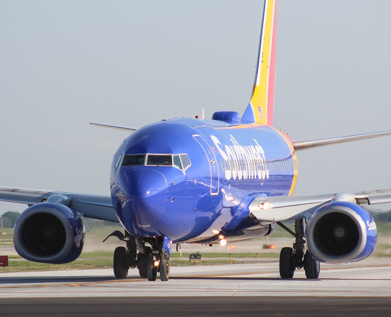 Photo of N436WN - Southwest Airlines Boeing 737-700 at MKE on AeroXplorer Aviation Database