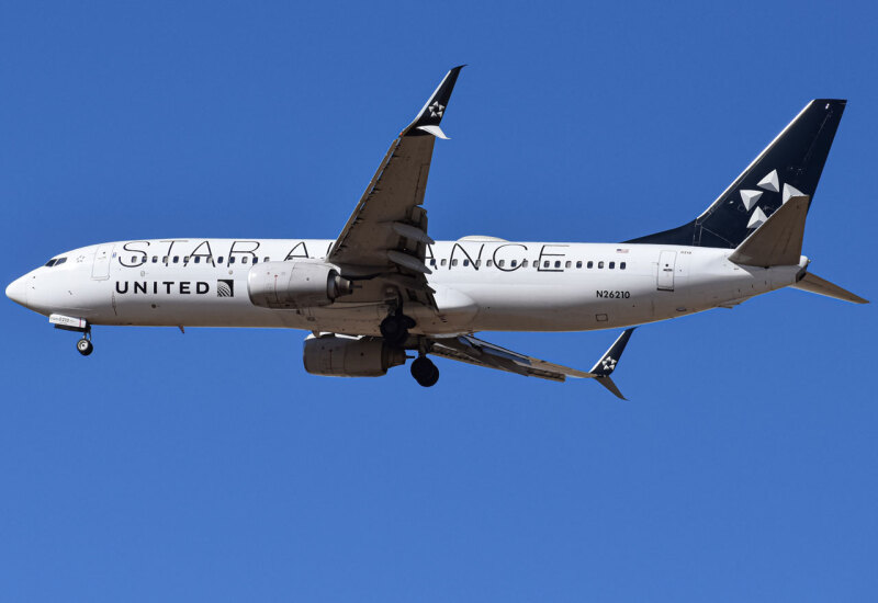 Photo of N26210 - United Airlines Boeing 737-800 at DEN on AeroXplorer Aviation Database